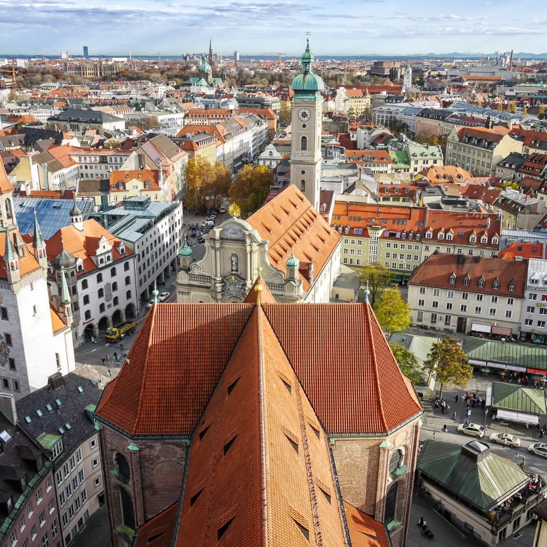 A comfortable and exclusive journey to connect with Europe’s essence