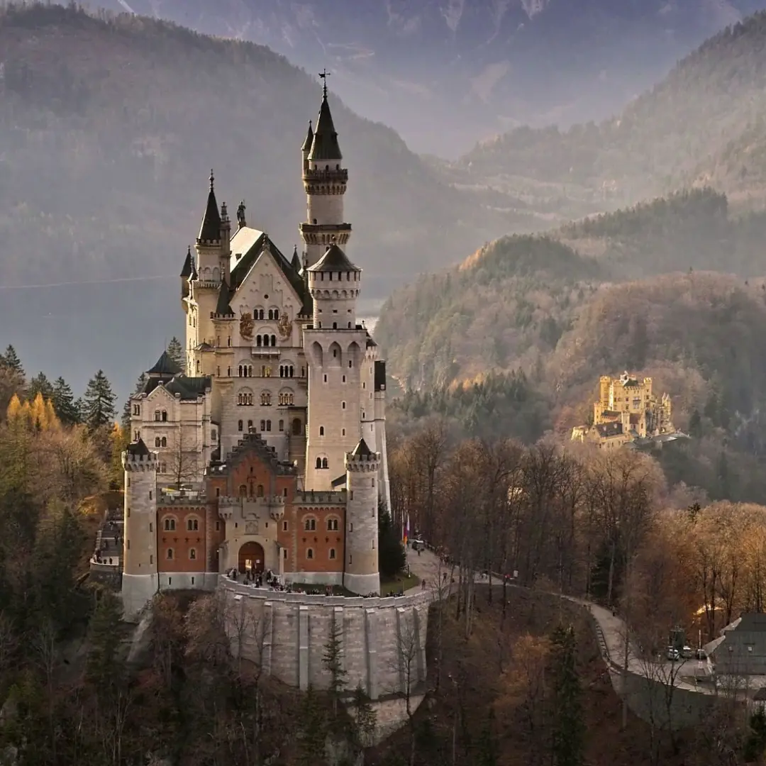 A comfortable and exclusive journey to connect with Europe’s essence