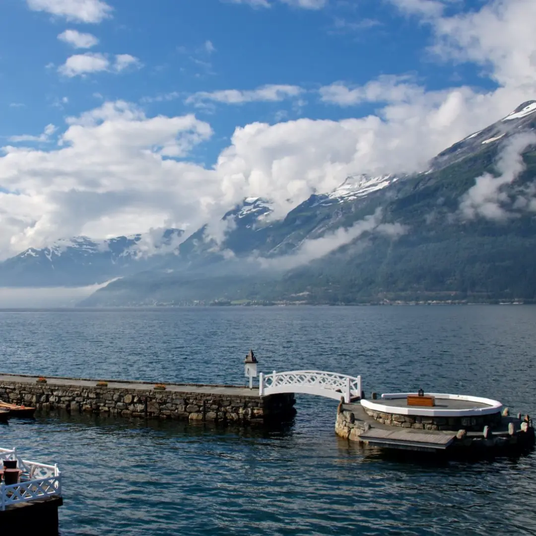 A Nordic experience designed to enjoy comfort and epic scenery
