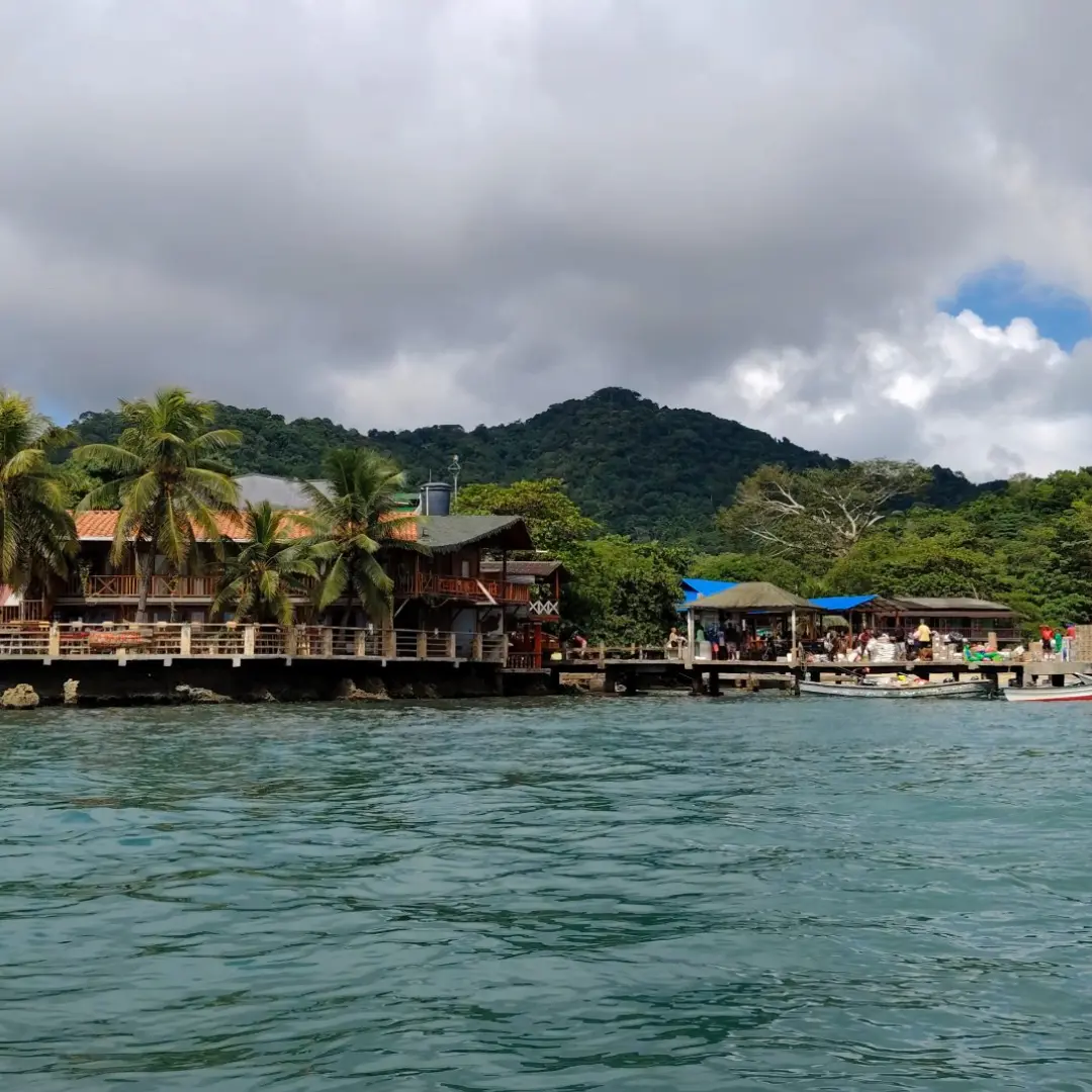 Beach lodging in Capurganá for rest and tranquility