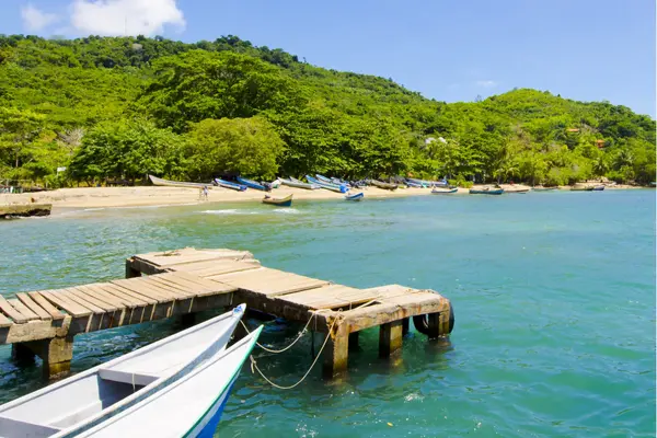 Explora la magia del Caribe chocoano con rutas únicas y paisajes inolvidables