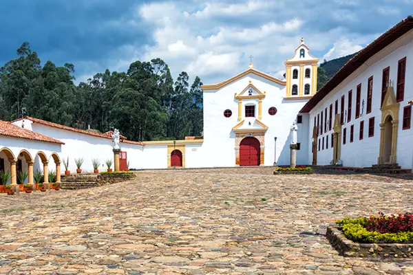 Celebra el Año Nuevo entre historia, cultura y paisajes mágicos